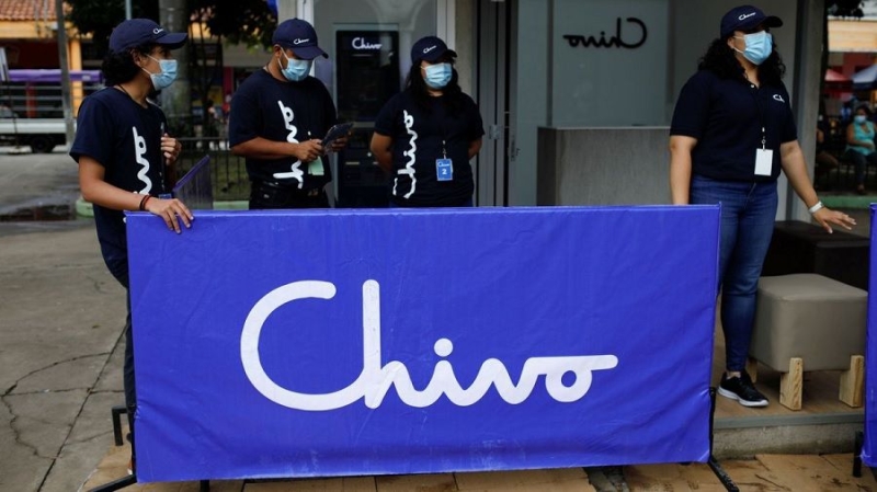 Salvadorans report problems withdrawing bitcoins from Chivo wallet